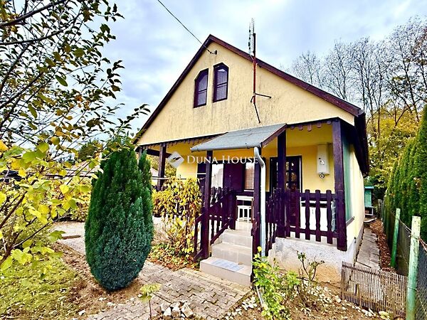 Eladó nyaraló Zsennye