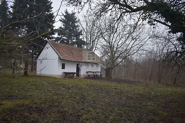 Eladó földterület Döröske