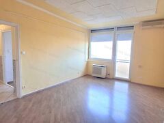 Eladó lakás Szolnok