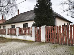 Eladó ház Lőrinci