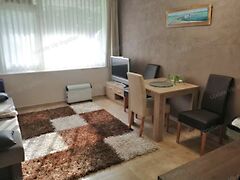 Eladó nyaraló Balatonföldvár