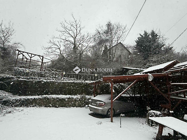 Eladó ház Leányfalu