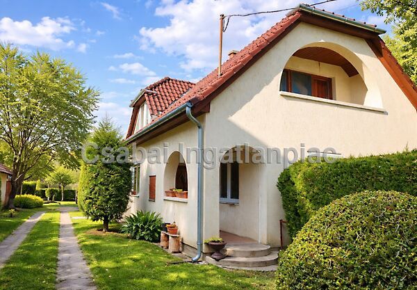 Eladó ház Békéscsaba, Fényes