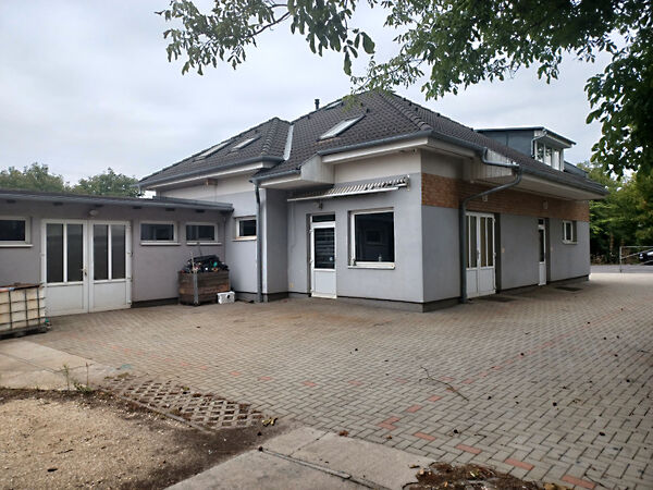 Eladó ipari Győr
