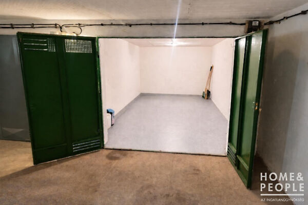 Eladó garázs Szeged, Fodorkert