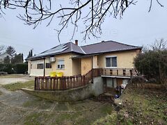 Eladó ház Balatonlelle