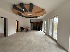 Eladó lakás Balatonkenese