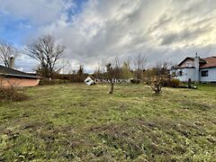 Eladó földterület Lábatlan