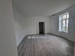 Eladó lakás Tápiószele