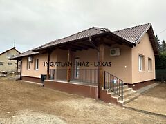 Eladó ház Veresegyház