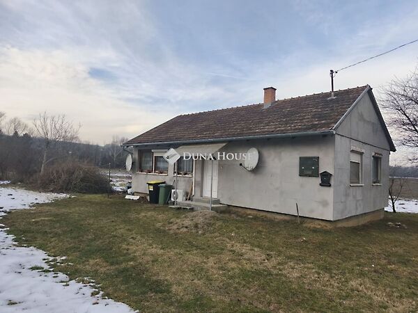 Eladó ház Bükkösd