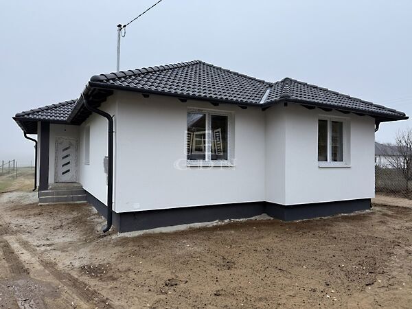 Eladó ház Sülysáp