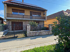 Eladó ház Füzesabony