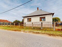 Eladó ház Kálmánháza