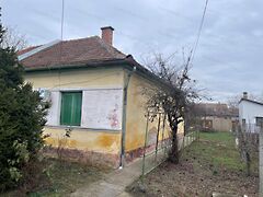 Eladó ház Szolnok, Tallinn városrész