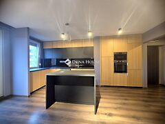 Eladó lakás Budapest, III. kerület