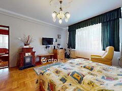 Eladó ház Nyírgyulaj