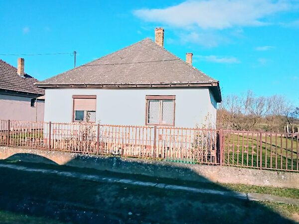 Eladó ház Kisszekeres