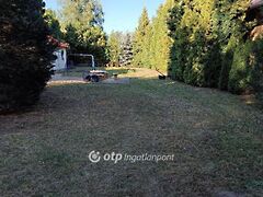 Eladó nyaraló Levelek