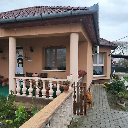 Eladó ház Hajdúhadház