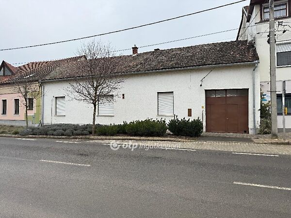 Eladó ház Villány