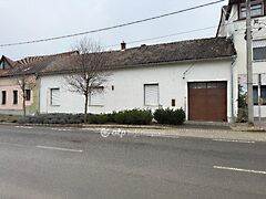 Eladó ház Villány