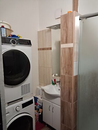 Eladó lakás Komló, Belváros