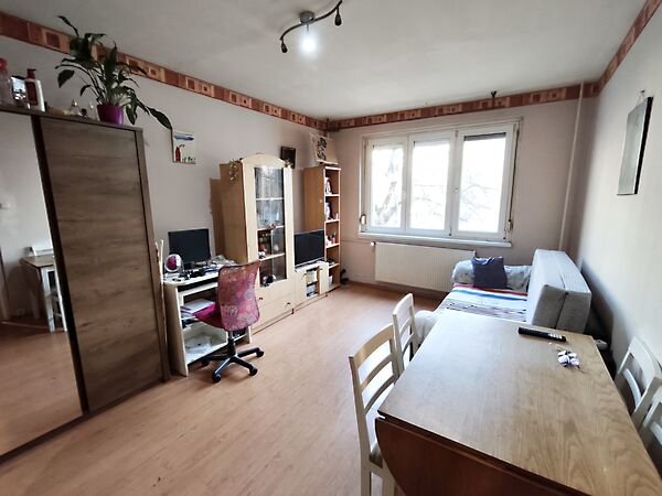 Eladó lakás Dunaújváros, Béke városrész