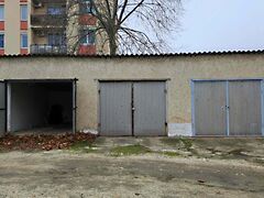 Eladó garázs Oroszlány