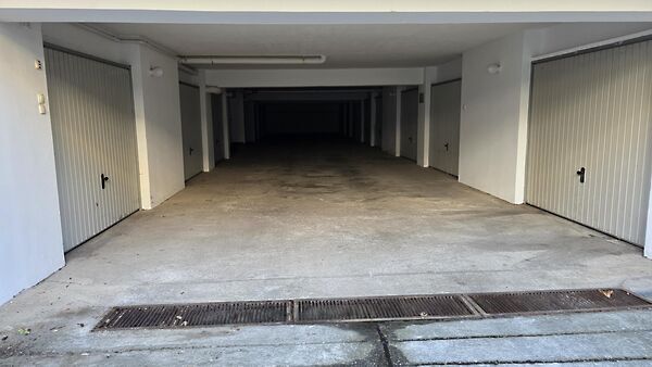 Eladó garázs Debrecen, Nagyerdő