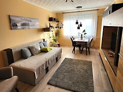 Eladó lakás Székesfehérvár, Tóváros