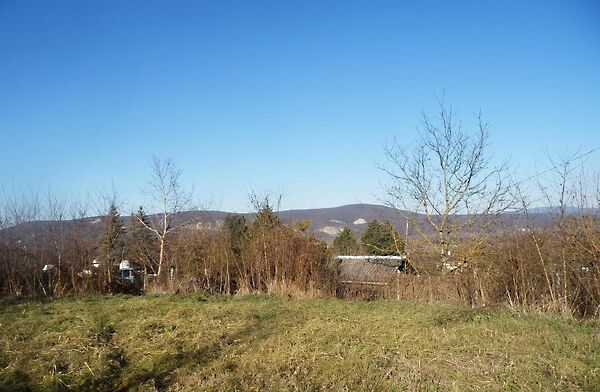 Eladó földterület Esztergom