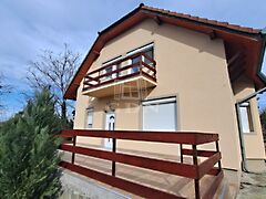 Eladó ház Mogyoród