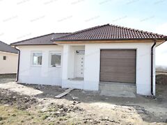 Eladó ház Győrladamér