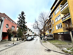 Eladó lakás Győr, Nádorváros