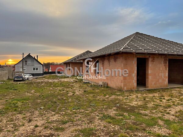 Eladó ház Veszprém