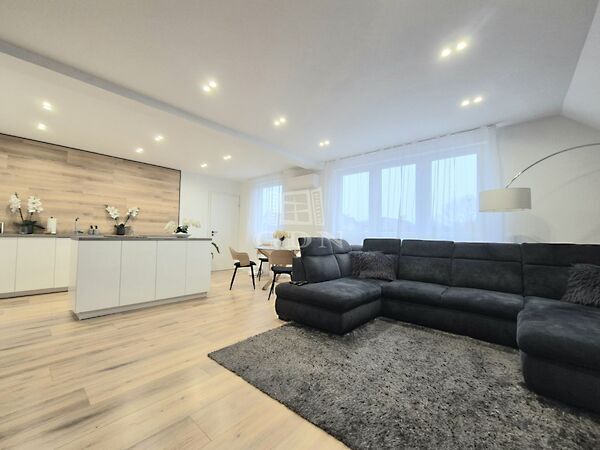 Eladó ház Csömör