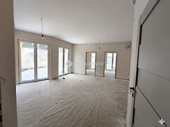 Eladó lakás Kecskemét