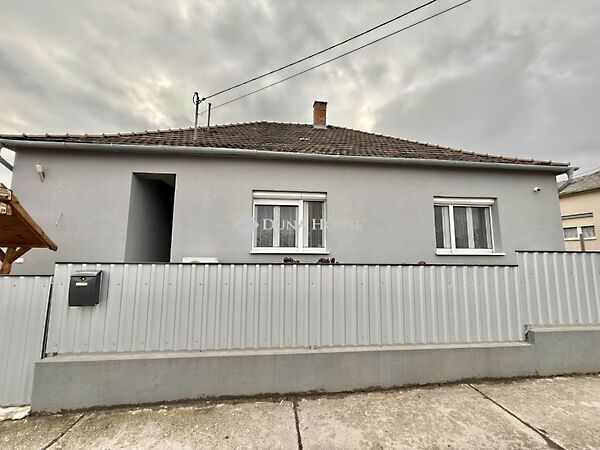 Eladó ház Villány