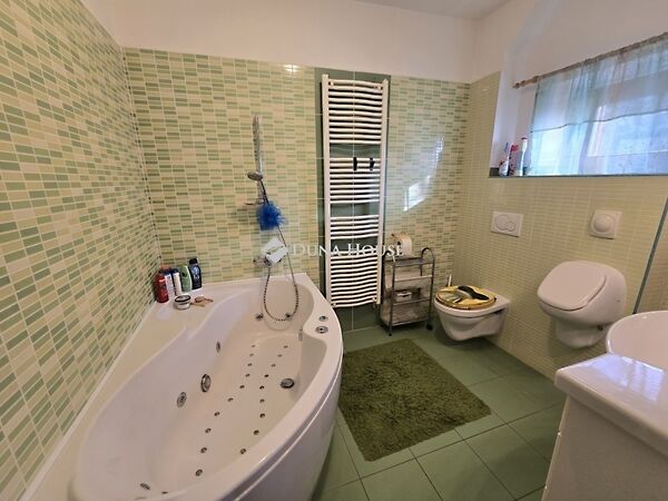 Eladó ház Cserkút