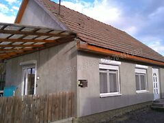 Eladó ház Nyáregyháza