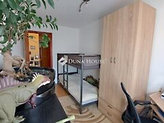 Eladó lakás Maglód