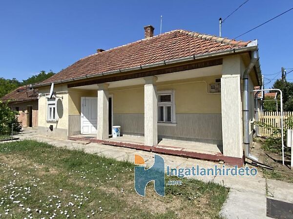 Eladó ház Jászárokszállás