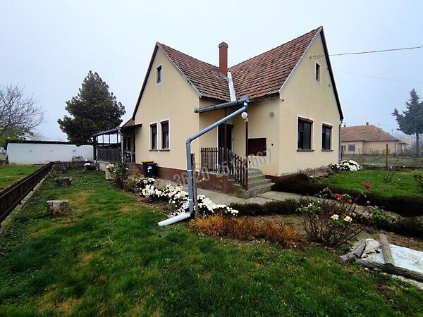 Eladó ház Homorúd