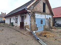 Eladó ház Neszmély