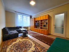 Eladó lakás Szolnok