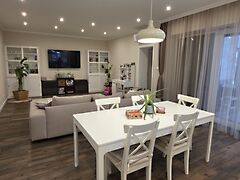 Eladó ház Dunaújváros, Újtelep