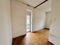 Eladó lakás Oroszlány