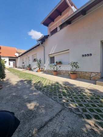 Eladó ház Pécs