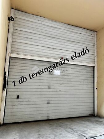 Eladó garázs Pécs